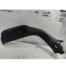 Обшивка багажника правая