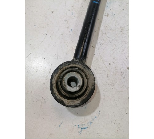 Продольная тяга подвески (задняя, левая)