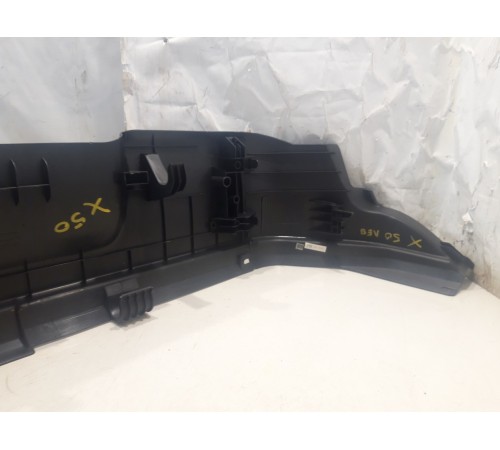 накладка заднего сиденья центральная