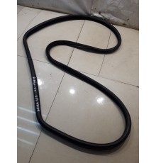 Уплотнитель двери (задний, правый)