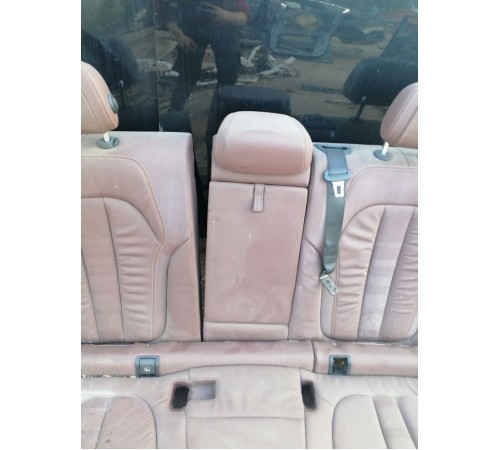 Задний ряд сидений