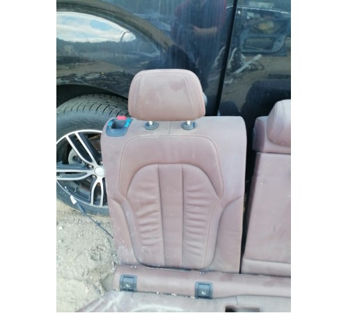 Задний ряд сидений