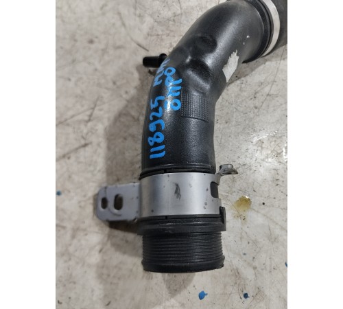 Патрубок впускного коллектора