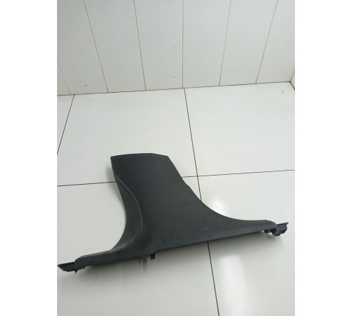 Обшивка центральной стойки левая нижняя