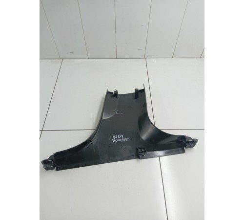 Обшивка центральной стойки левая нижняя