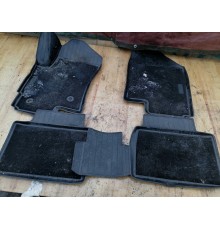 Комплект ковриков салона