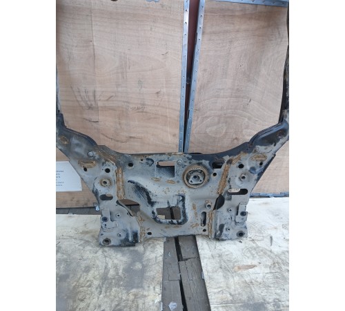 Балка (подрамник) передний