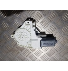 Мотор стеклоподъемника перед. лев.