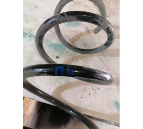 Пружина подвески передняя