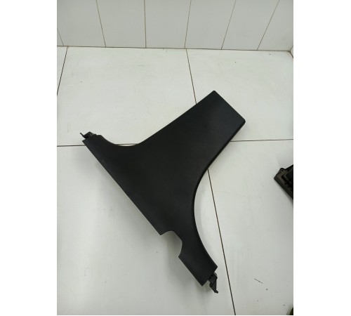 Обшивка центральной стойки левая нижняя