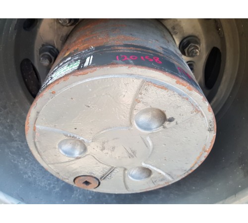 Направляющая колесной пары передняя левая