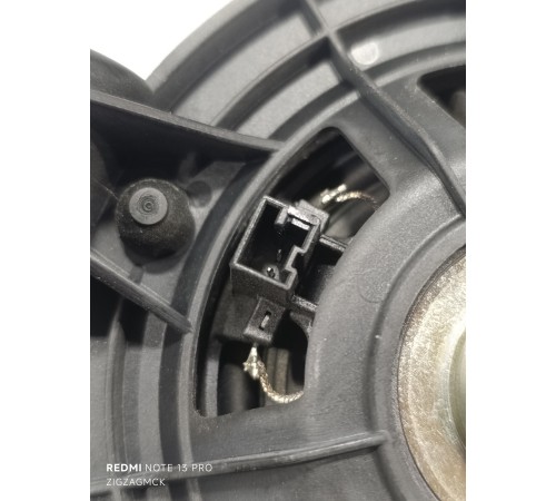 Динамик багажника задний левый