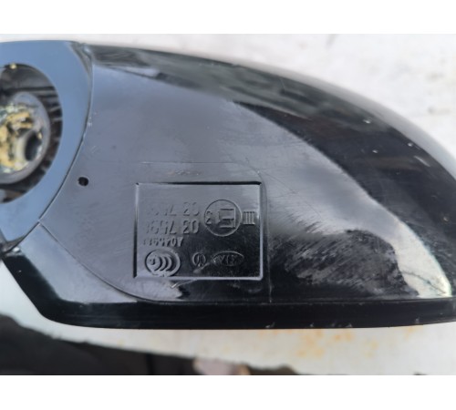 Зеркало заднего вида боковое левое