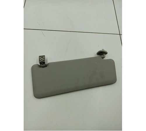 Козырек солнцезащитный левый