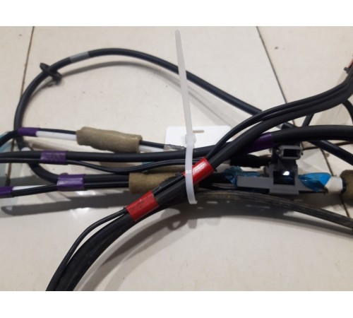 Электропроводка омывателя крышки багажника.