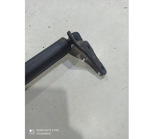 Амортизатор крышки багажника(правый)