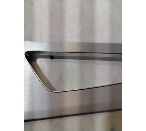 Накладка обшивки двери задняя правая