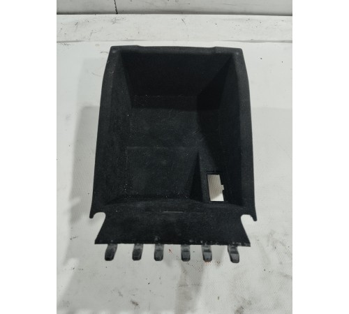 Отсек консоли вещевой