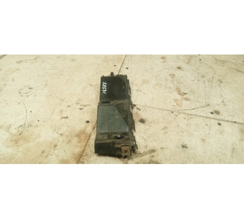 Кронштейн переднего бампера правый