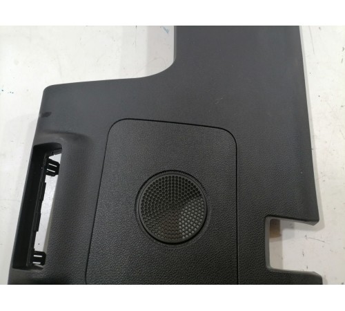 Накладка торпедо нижняя левая