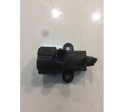 Клапан вакуумный