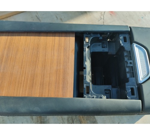 Центральная консоль