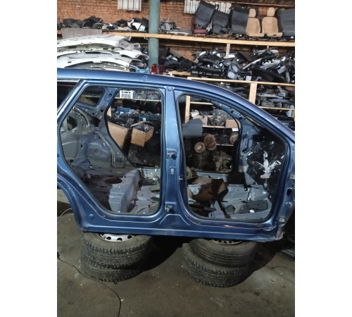 Порог с центральной стойкой (правый)