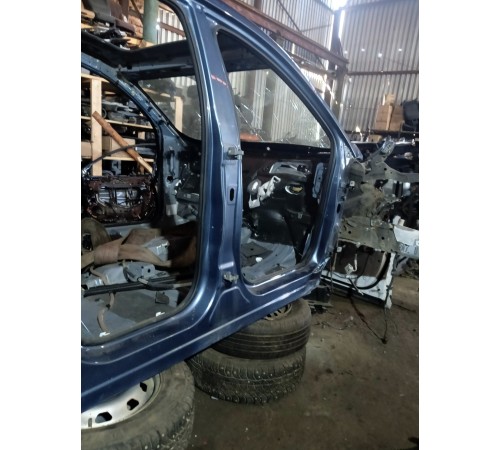 Порог с центральной стойкой (правый)