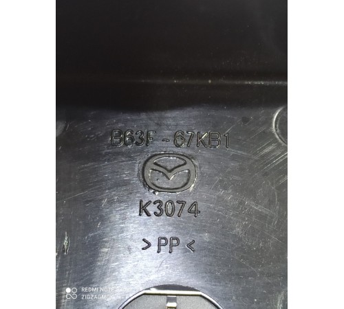 Крышка клеммы аккумулятора плюс