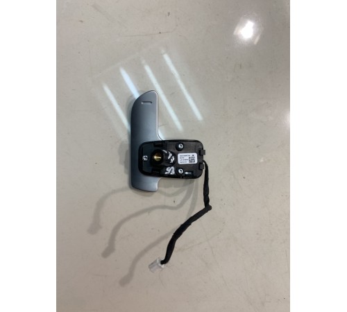 Подрулевой переключатель скоростей (минус)