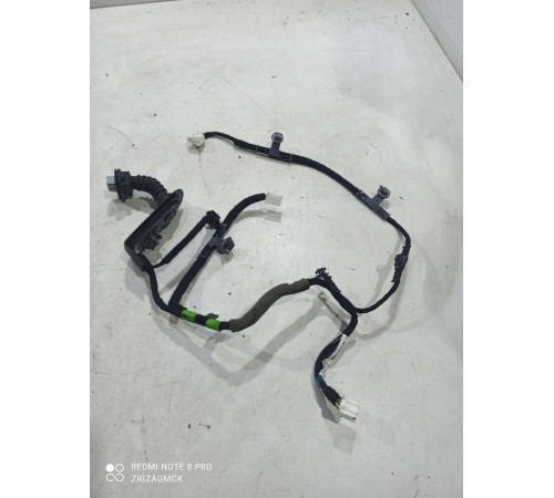 Электропроводка двери (задняя левая)