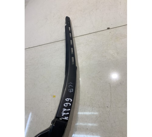 Стеклоочиститель (передний, левый)