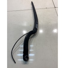 Стеклоочиститель (передний, левый)