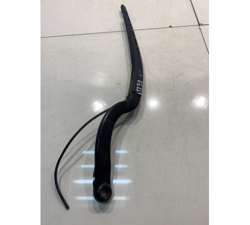 Стеклоочиститель (передний, левый)