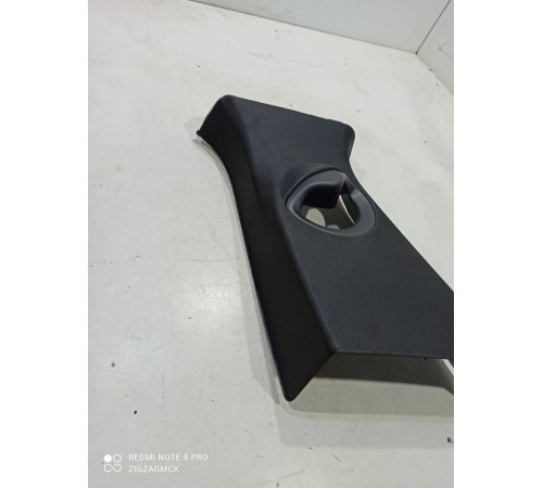 Обшивка центральной стойки(левая верхняя)