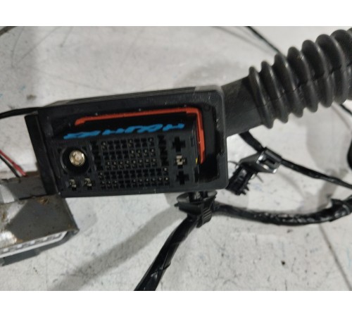 Электропроводка двери передняя левая