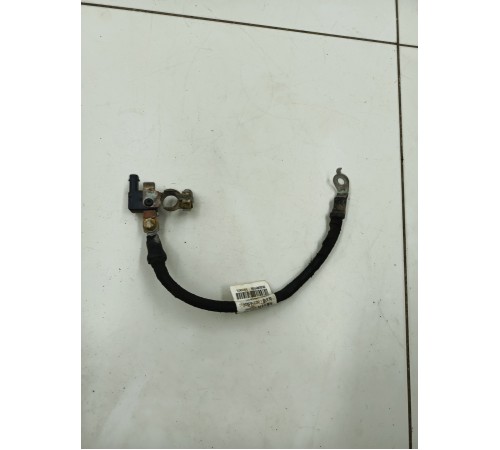 Клемма аккумулятора минусовая