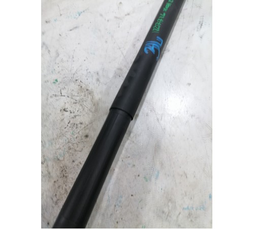 Амортизатор крышки двери багажника левый