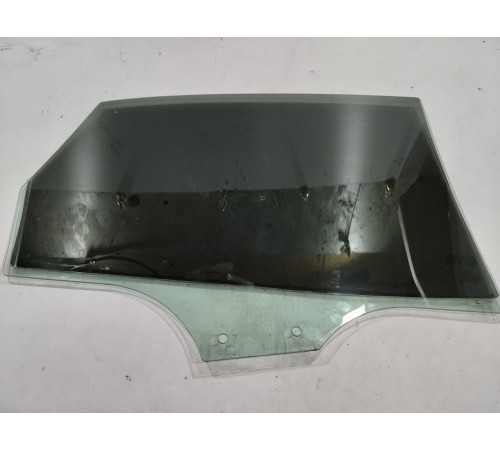 Стекло двери (заднее левое)