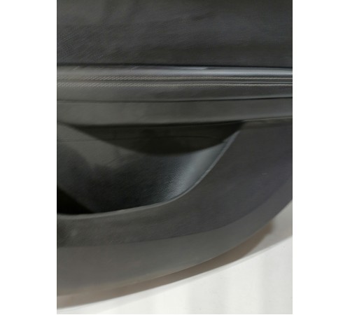 Обшивка двери задняя правая