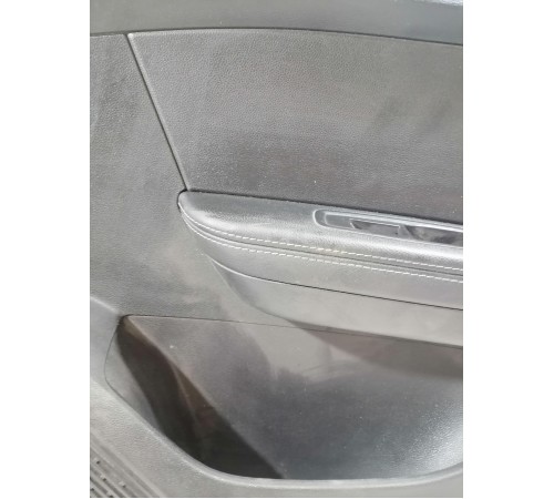 Обшивка двери задняя правая