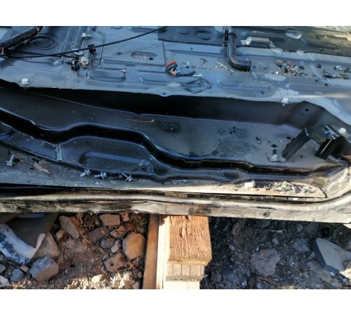 Порог со стойкой (левый)