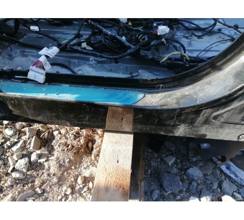 Порог со стойкой (левый)