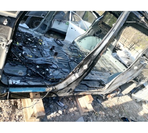 Порог со стойкой (левый)