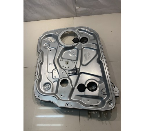 Стеклоподъёмник (передний, правый)