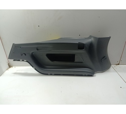 Обшивкаи багажника левая