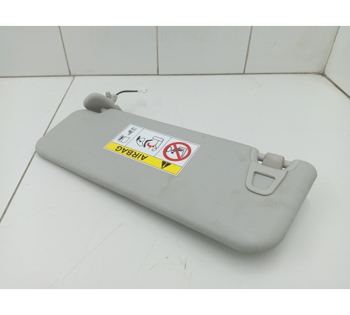 Козырек солнцезащитный правый