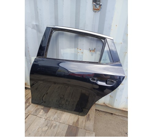 Дверь задняя левая