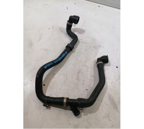 Патрубок системы охлаждения