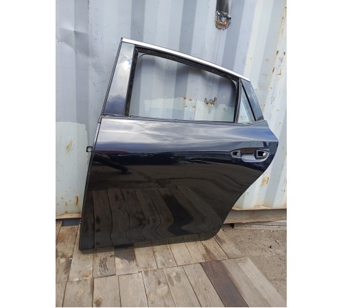 Дверь задняя левая